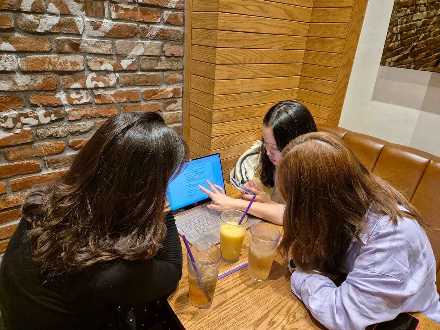 Career Mentoring — 선배와의 진로 상담 모임